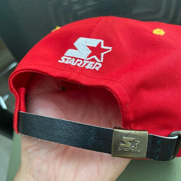 STARTER Vintage Calgary Flames Hat. Leather buckle strap. Made in Korea - Picture 9 of 11